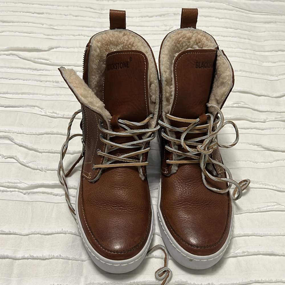 Blackstone CW96 Genuine Shearling Lined Sneaker Boot size 8 - Picture 2 of 12